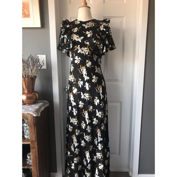 Doen Dresses & Skirts - Doen Pearl silk floral dress